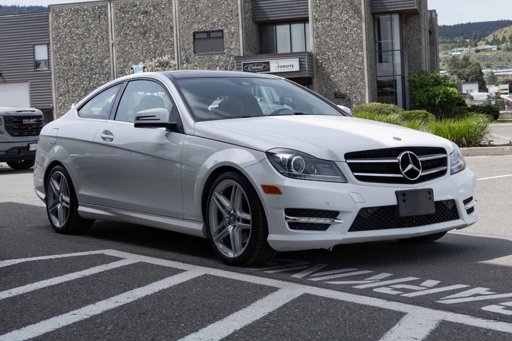 2015 Mercedes-Benz C350 4MATIC Coupe in Kamloops, British Columbia - 3 - w1024h768px