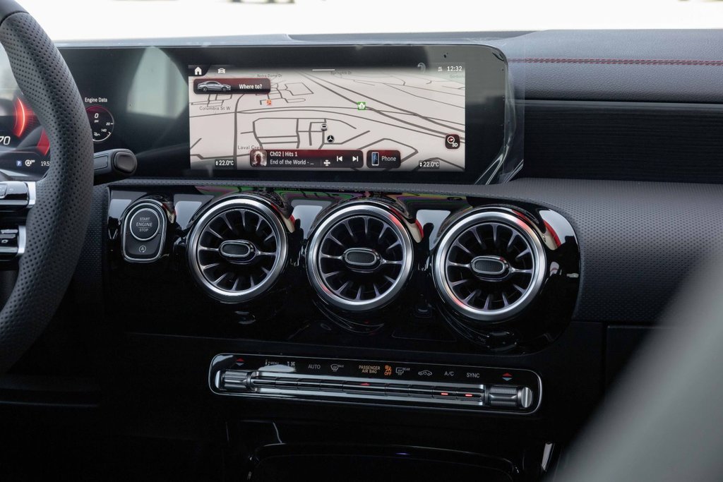 2025 Mercedes-Benz CLA 250 4MATIC in Kamloops, British Columbia - 14 - w1024h768px