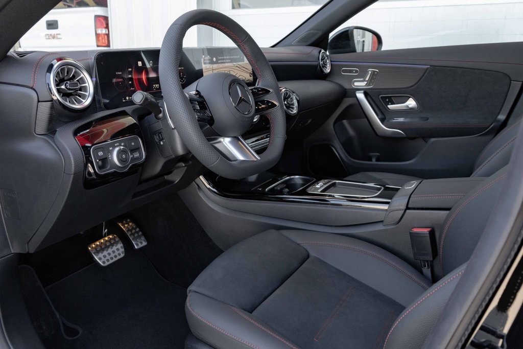 2025 Mercedes-Benz CLA 250 4MATIC in Kamloops, British Columbia - 8 - w1024h768px