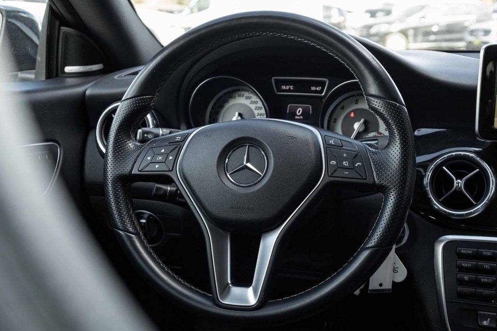 2014 Mercedes-Benz CLA250 Coupe in Kamloops, British Columbia - 13 - w1024h768px