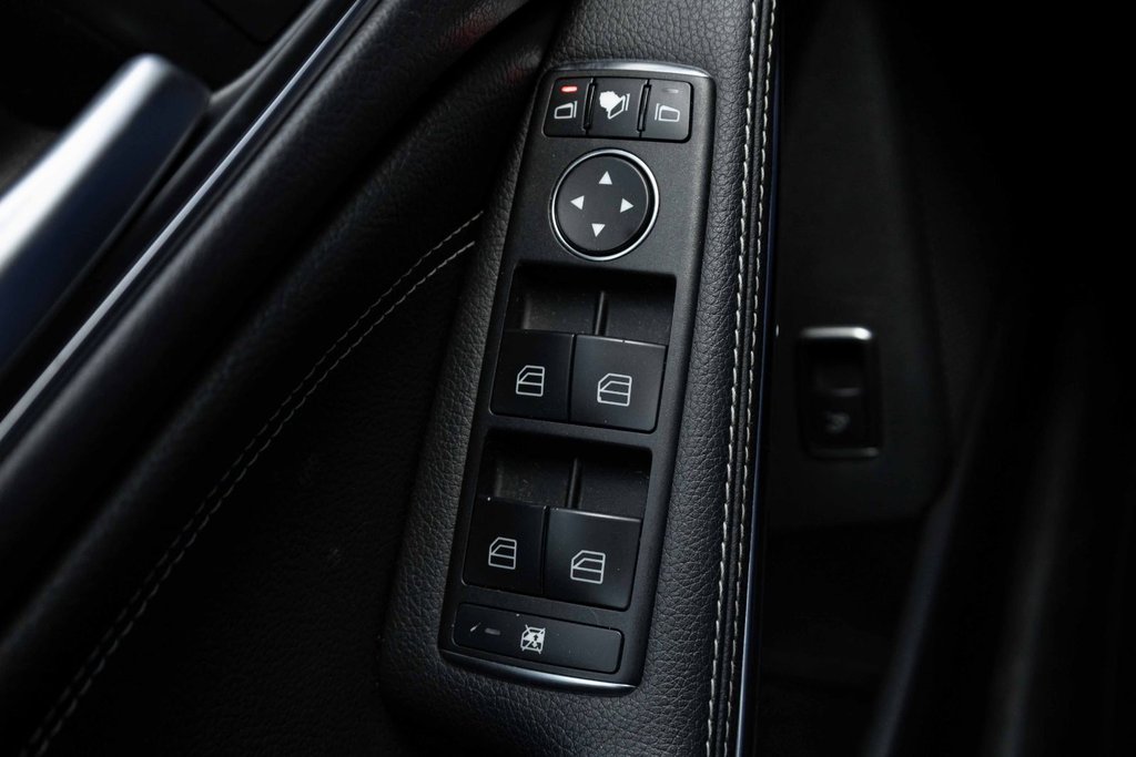 2014 Mercedes-Benz CLA250 Coupe in Kamloops, British Columbia - 12 - w1024h768px
