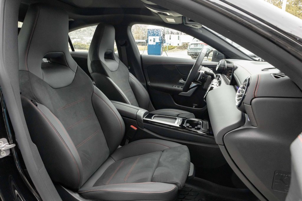 2025 Mercedes-Benz CLA250 4MATIC Coupe in Kamloops, British Columbia - 9 - w1024h768px