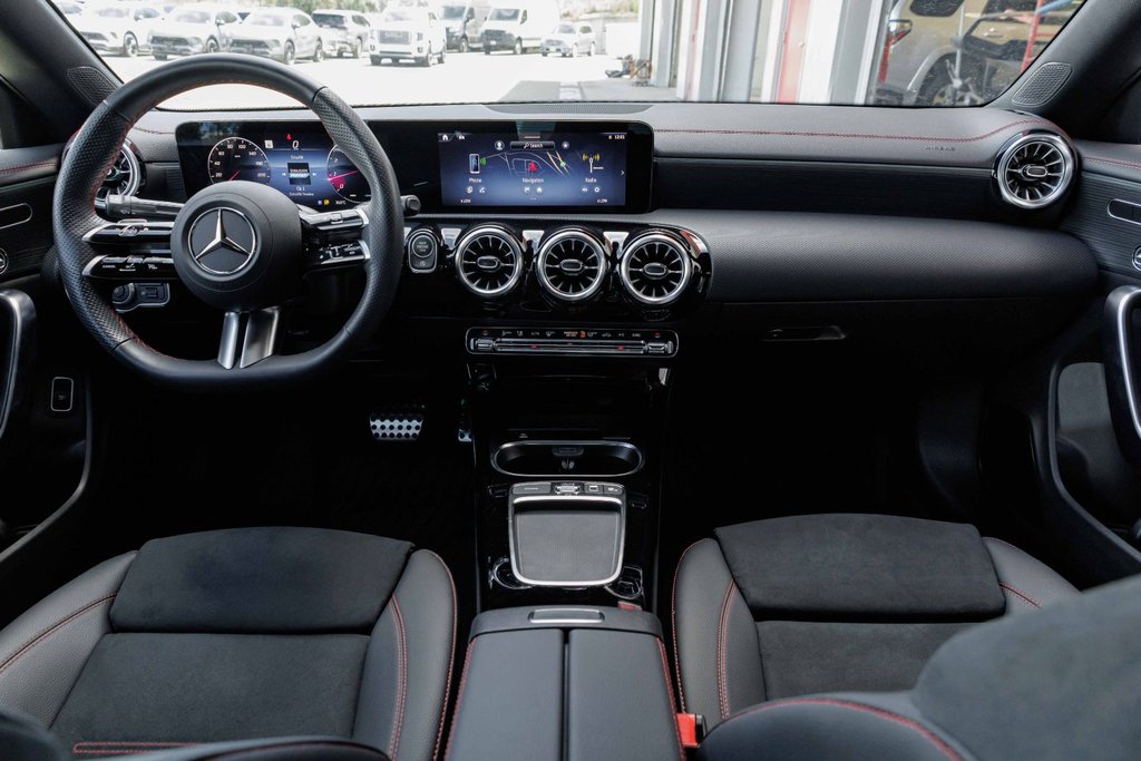2025 Mercedes-Benz CLA250 4MATIC Coupe in Kamloops, British Columbia - 17 - w1024h768px