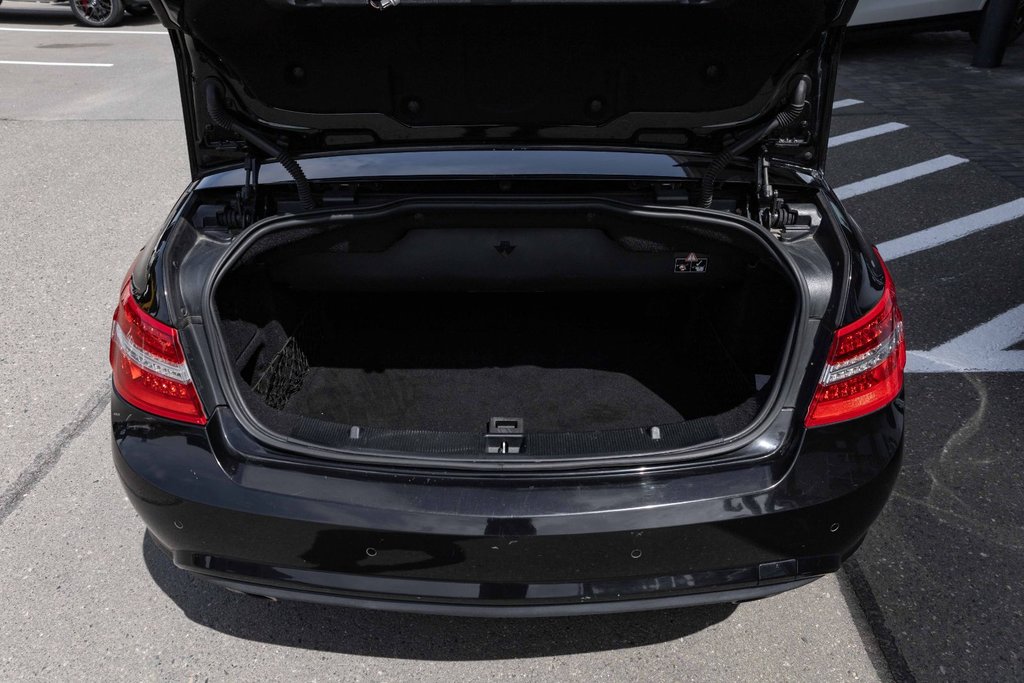 2013 Mercedes-Benz E350 Cabriolet in Kamloops, British Columbia - 5 - w1024h768px