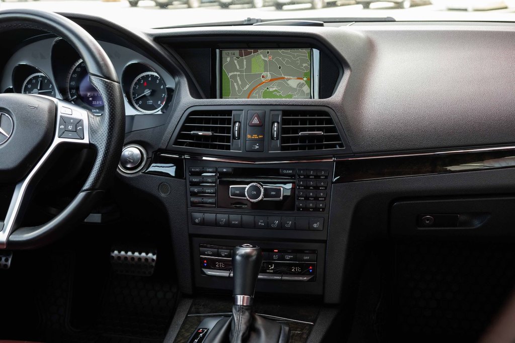 2013 Mercedes-Benz E350 Cabriolet in Kamloops, British Columbia - 15 - w1024h768px