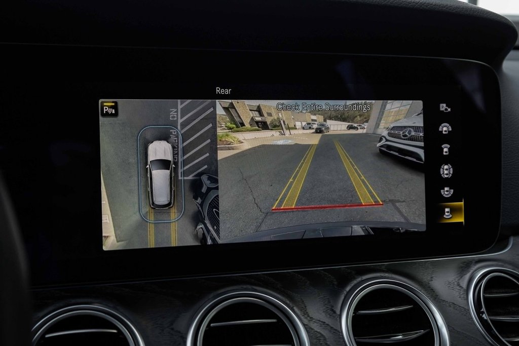 2021 Mercedes-Benz E450 4MATIC All-Terrain Wagon in Kamloops, British Columbia - 17 - w1024h768px