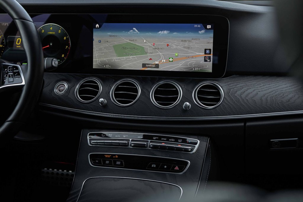 2021 Mercedes-Benz E450 4MATIC All-Terrain Wagon in Kamloops, British Columbia - 16 - w1024h768px