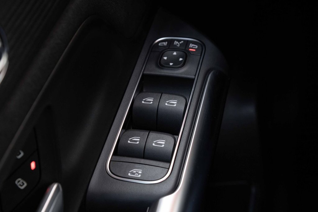 2025 Mercedes-Benz GLA 250 4MATIC in Kamloops, British Columbia - 9 - w1024h768px