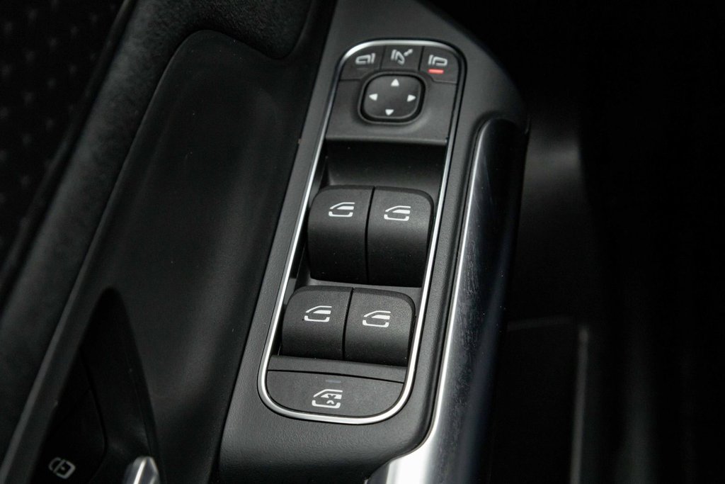 2026 Mercedes-Benz GLA 250 4MATIC in Kamloops, British Columbia - 12 - w1024h768px