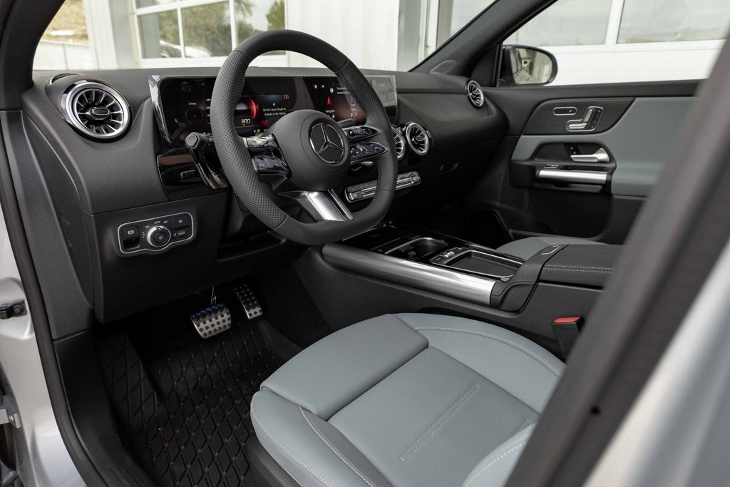 2026 Mercedes-Benz GLA 250 4MATIC SUV in Kamloops, British Columbia - 8 - w1024h768px