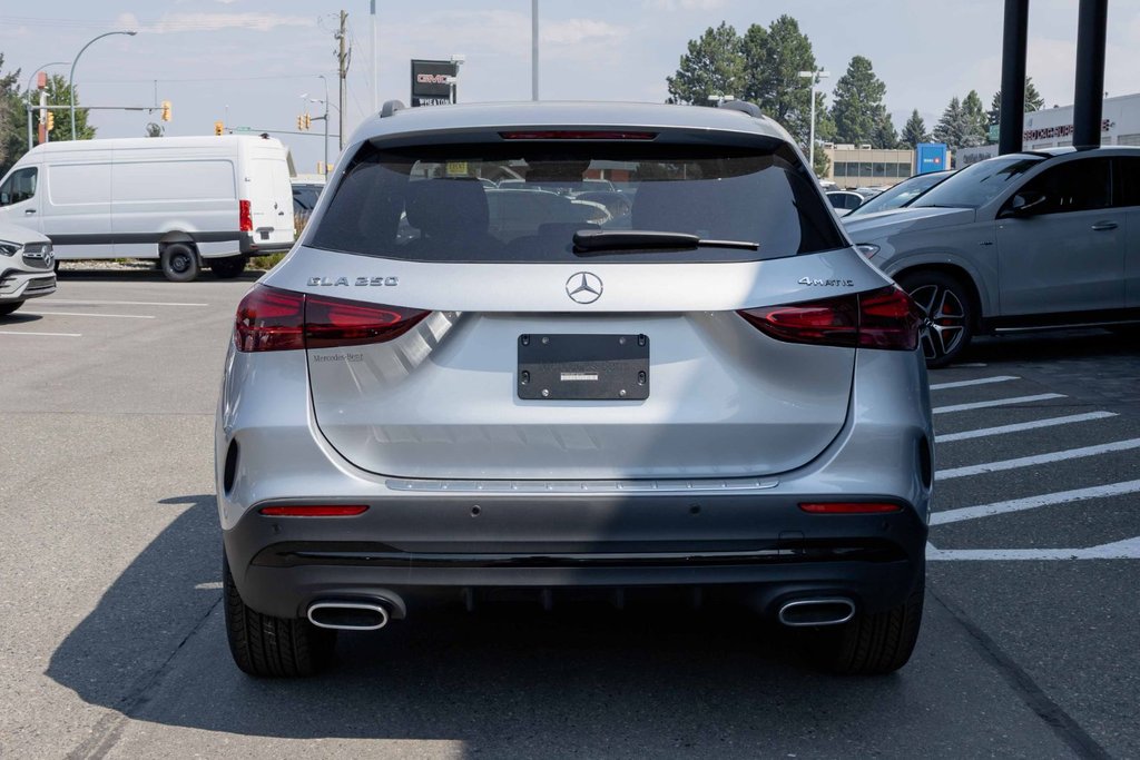 2026 Mercedes-Benz GLA 250 4MATIC SUV in Kamloops, British Columbia - 4 - w1024h768px