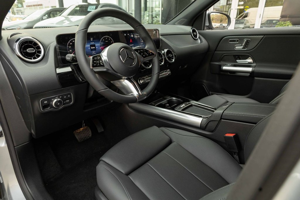 2026 Mercedes-Benz GLA 250 SUV in Kamloops, British Columbia - 9 - w1024h768px