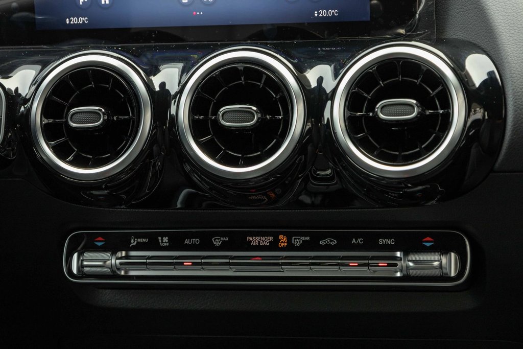 2026 Mercedes-Benz GLA 250 SUV in Kamloops, British Columbia - 16 - w1024h768px
