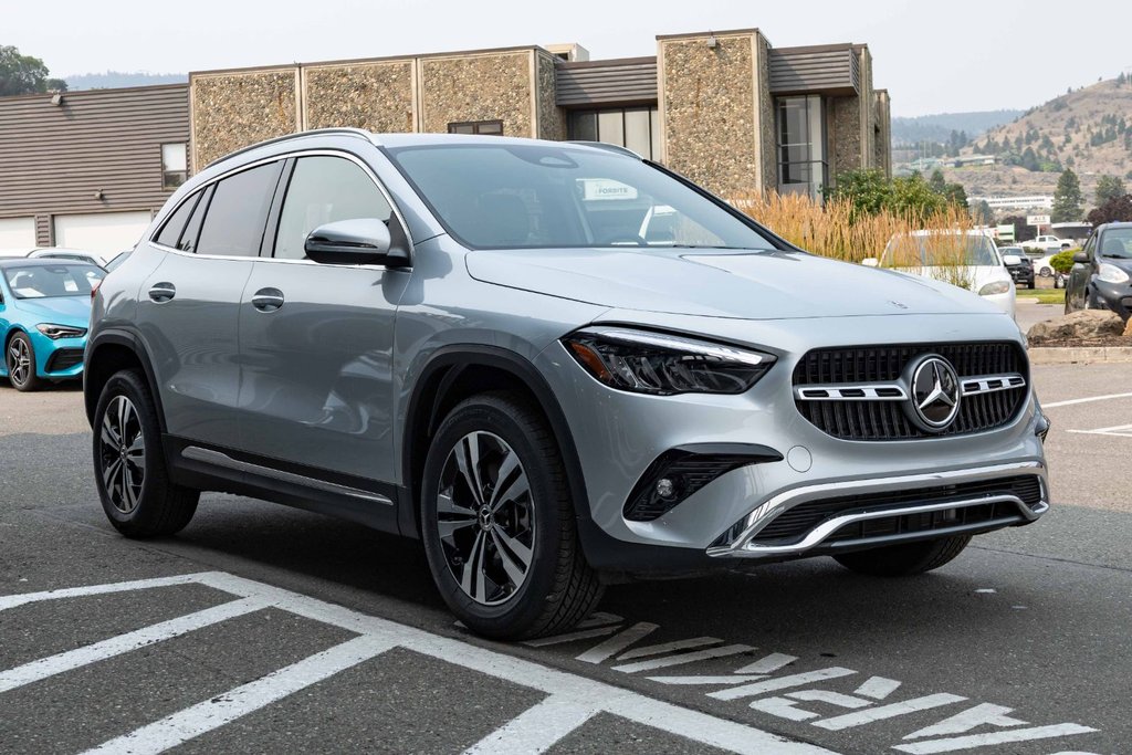 2026 Mercedes-Benz GLA 250 SUV in Kamloops, British Columbia - 3 - w1024h768px