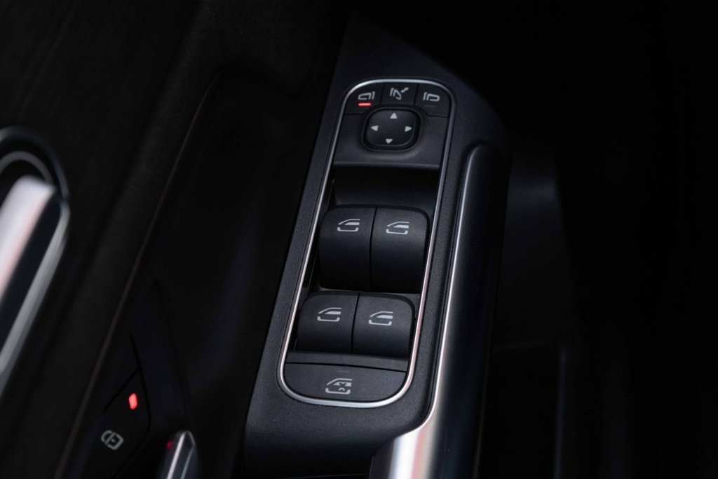 2021 Mercedes-Benz GLA250 4MATIC SUV in Kamloops, British Columbia - 12 - w1024h768px