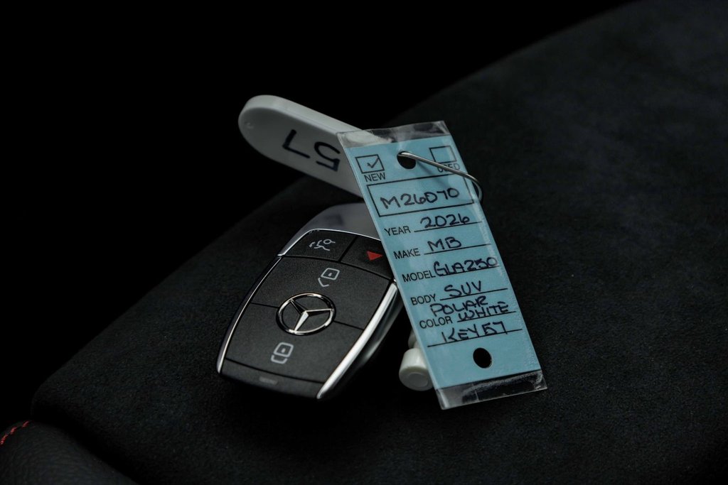 2026 Mercedes-Benz GLA250 in Kamloops, British Columbia - 18 - w1024h768px