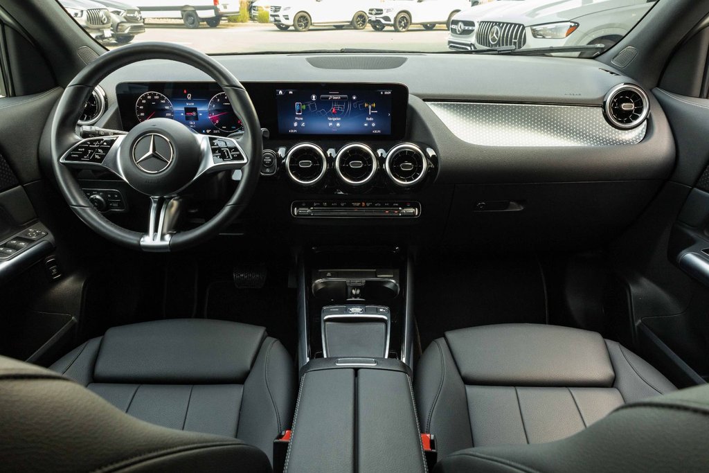 2026 Mercedes-Benz GLA250 SUV in Kamloops, British Columbia - 18 - w1024h768px