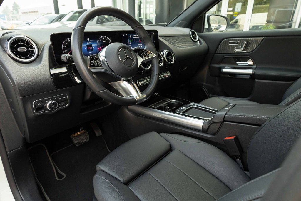 2026 Mercedes-Benz GLA250 SUV in Kamloops, British Columbia - 9 - w1024h768px