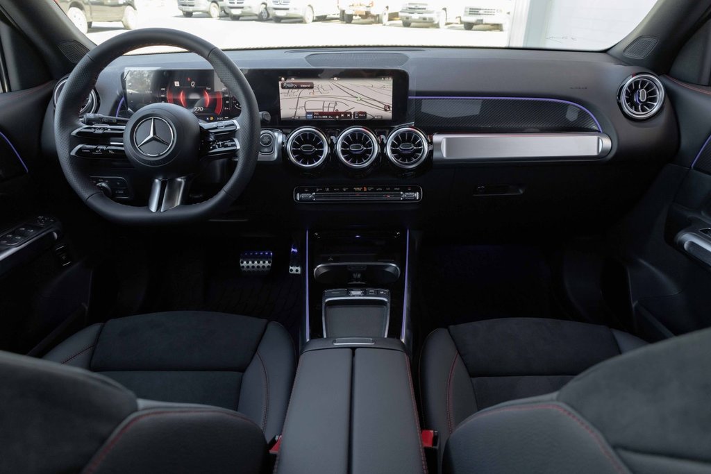 2025 Mercedes-Benz GLB 250 4MATIC in Kamloops, British Columbia - 16 - w1024h768px