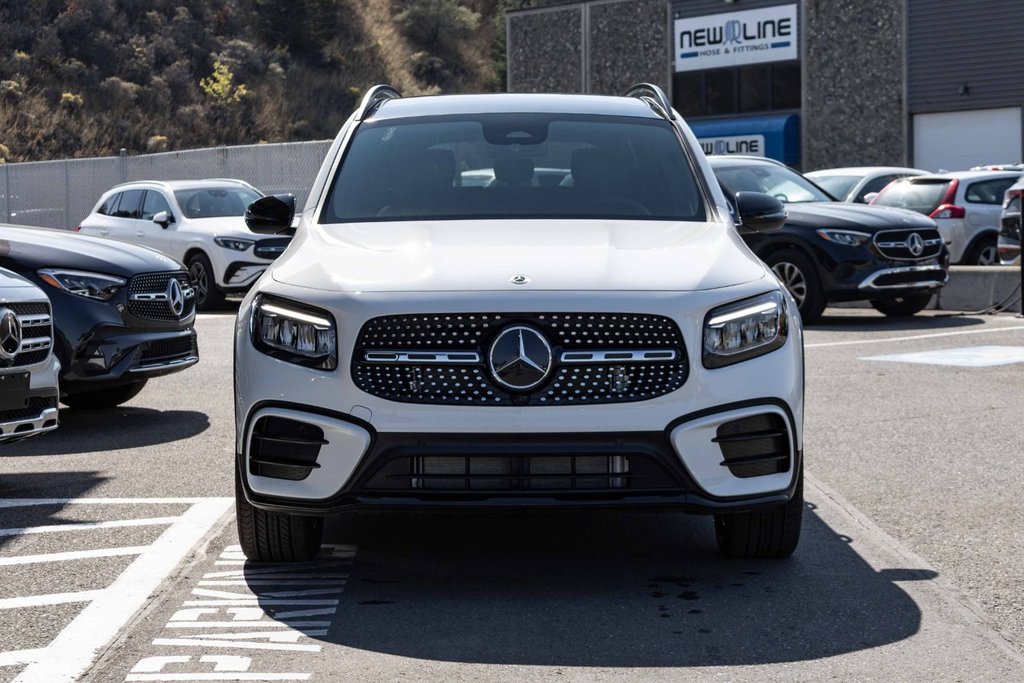 2026 Mercedes-Benz GLB 250 4MATIC in Kamloops, British Columbia - 2 - w1024h768px