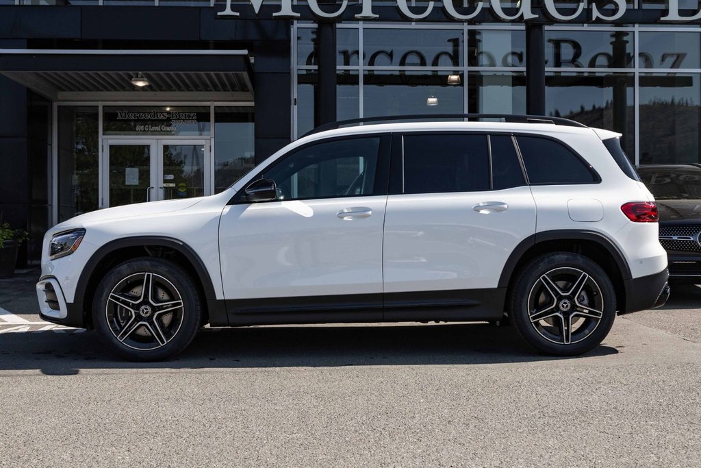 2026 Mercedes-Benz GLB 250 4MATIC in Kamloops, British Columbia - 6 - w1024h768px