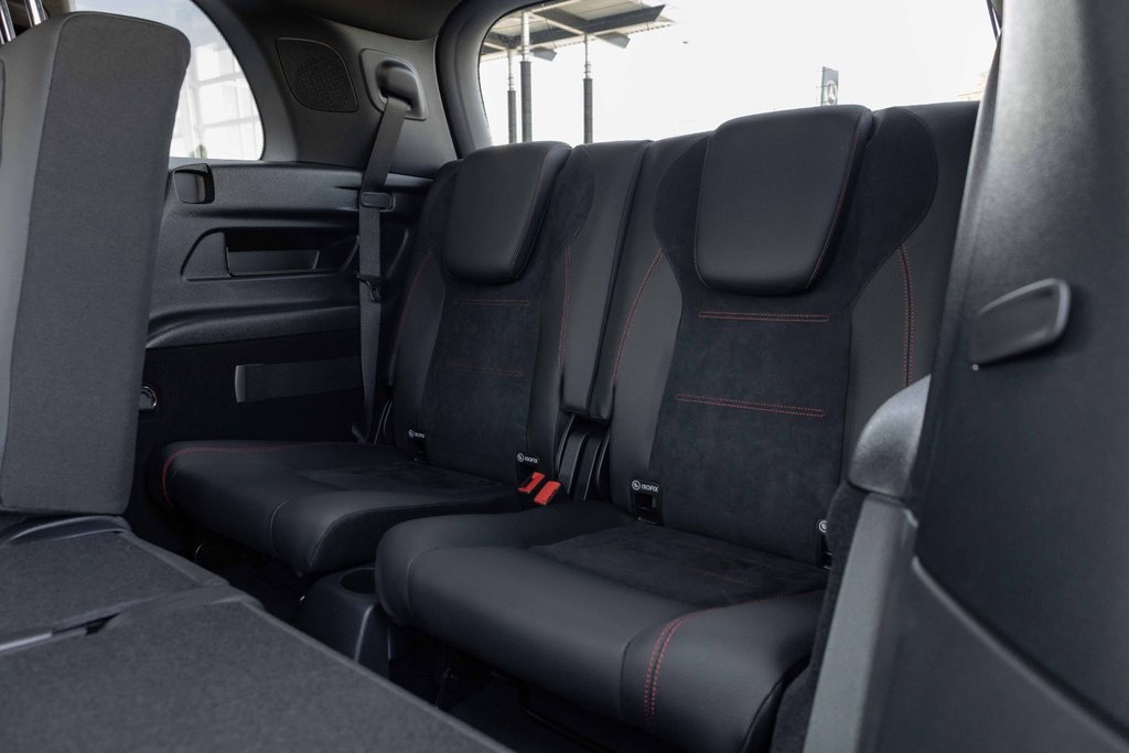 2026 Mercedes-Benz GLB 250 4MATIC in Kamloops, British Columbia - 18 - w1024h768px