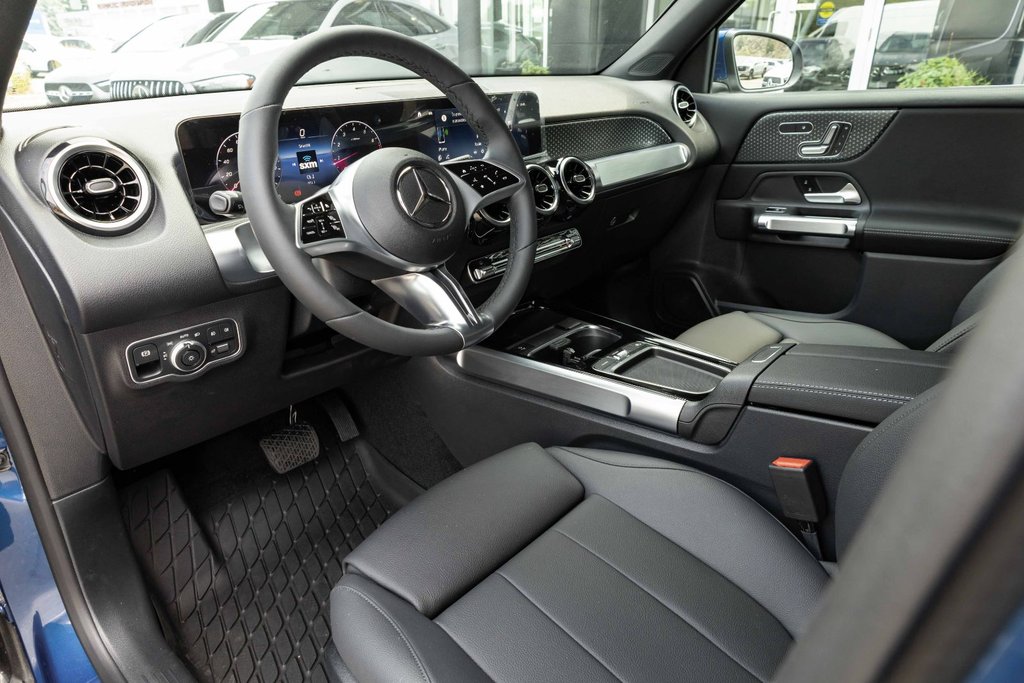 2026 Mercedes-Benz GLB 250 SUV in Kamloops, British Columbia - 9 - w1024h768px
