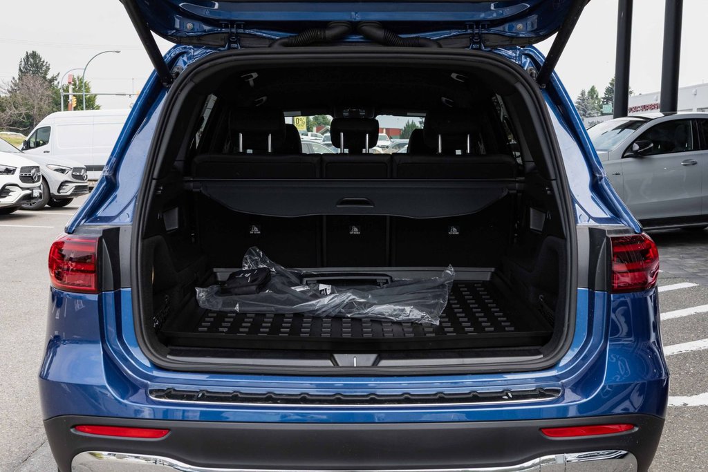 2026 Mercedes-Benz GLB 250 SUV in Kamloops, British Columbia - 5 - w1024h768px