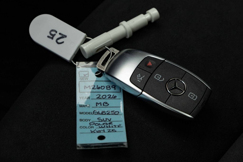 2026 Mercedes-Benz GLB 250 4MATIC SUV in Kamloops, British Columbia - 22 - w1024h768px