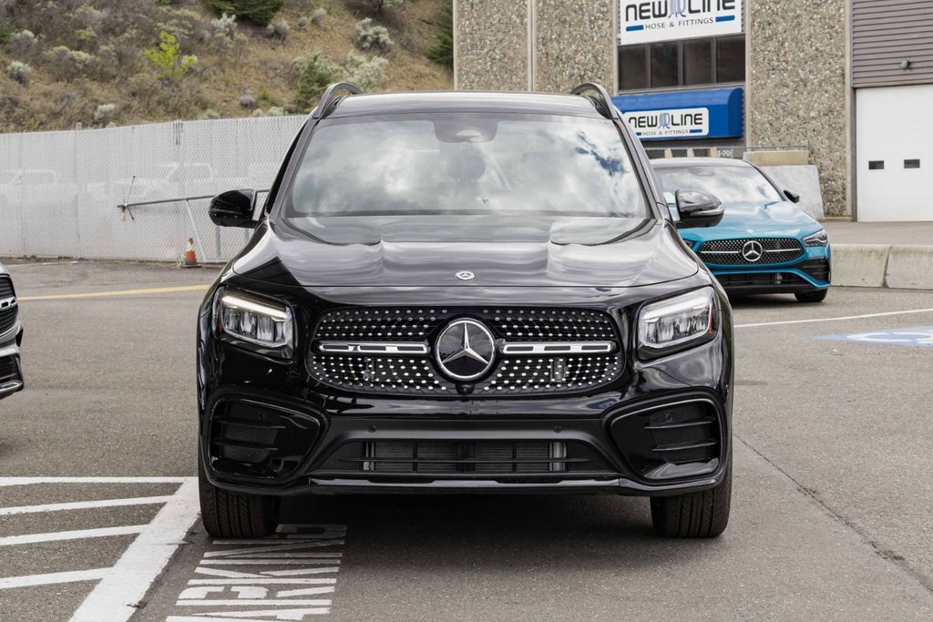 2026 Mercedes-Benz GLB 250 4MATIC SUV in Kamloops, British Columbia - 2 - w1024h768px