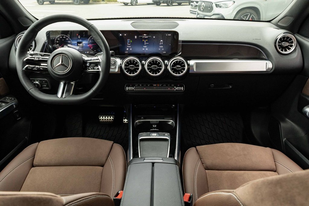 2026 Mercedes-Benz GLB 250 4MATIC SUV in Kamloops, British Columbia - 18 - w1024h768px