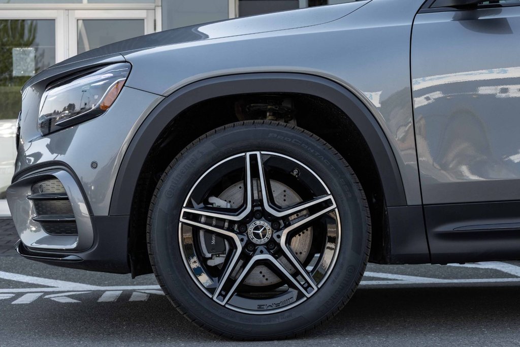 2026 Mercedes-Benz GLB 250 4MATIC SUV in Kamloops, British Columbia - 7 - w1024h768px