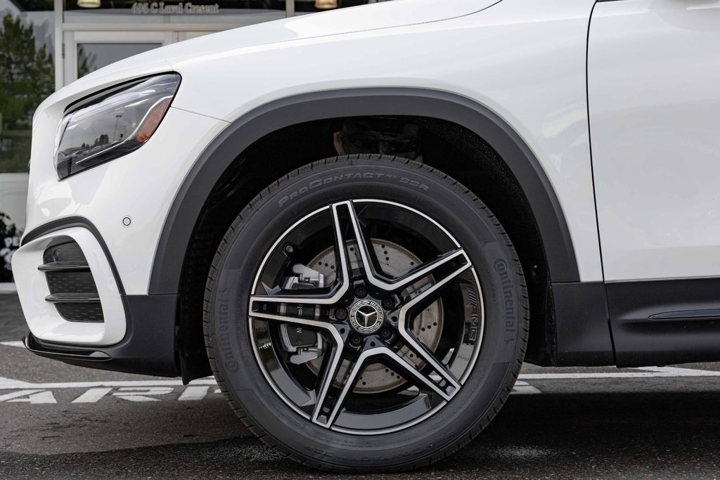 2026 Mercedes-Benz GLB 250 4MATIC SUV in Kamloops, British Columbia - 7 - w1024h768px