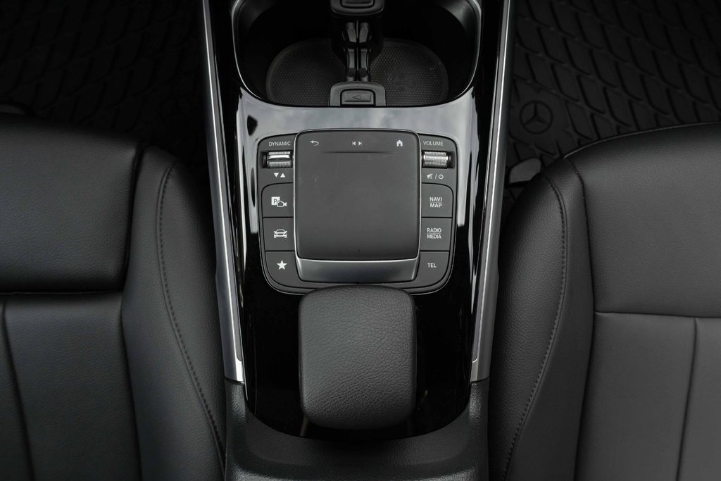 2023 Mercedes-Benz GLB250 4MATIC SUV in Kamloops, British Columbia - 17 - w1024h768px
