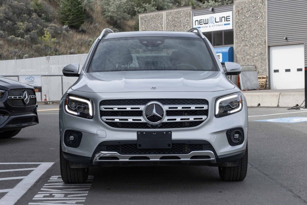 2023 Mercedes-Benz GLB250 4MATIC SUV in Kamloops, British Columbia - 2 - w1024h768px