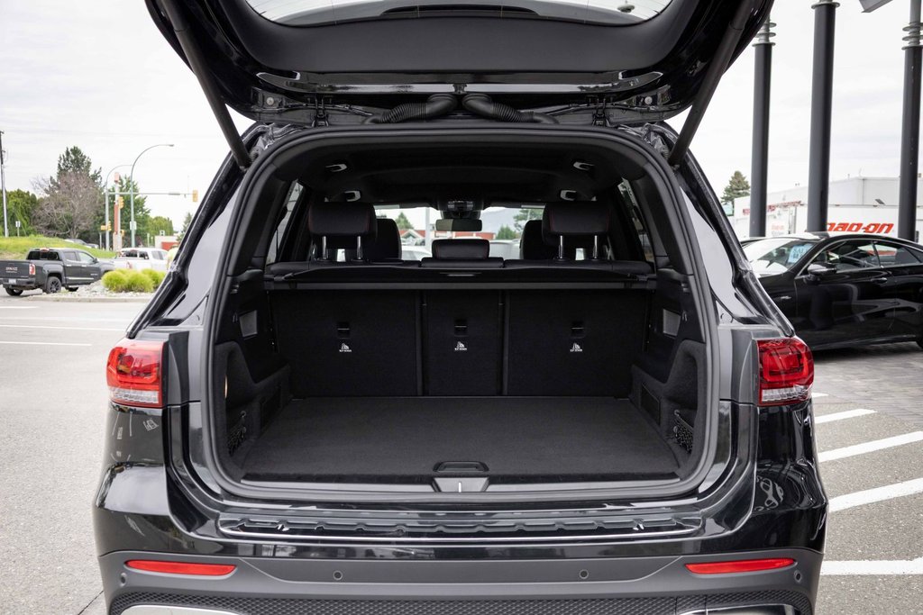 2023 Mercedes-Benz GLB250 4MATIC SUV in Kamloops, British Columbia - 5 - w1024h768px