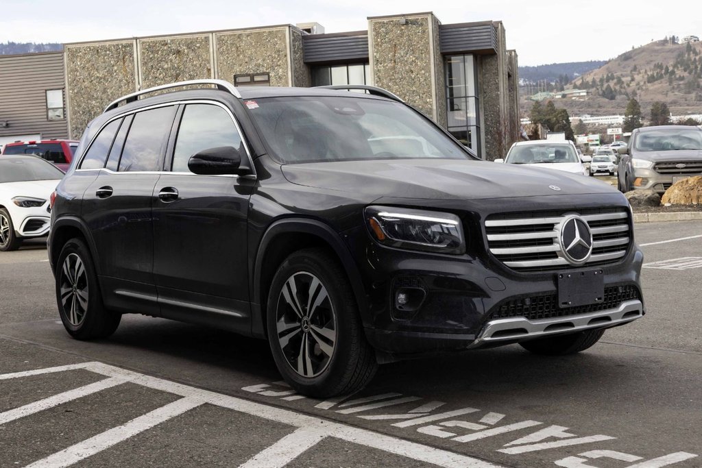 2024 Mercedes-Benz GLB250 4MATIC SUV in Kamloops, British Columbia - 3 - w1024h768px