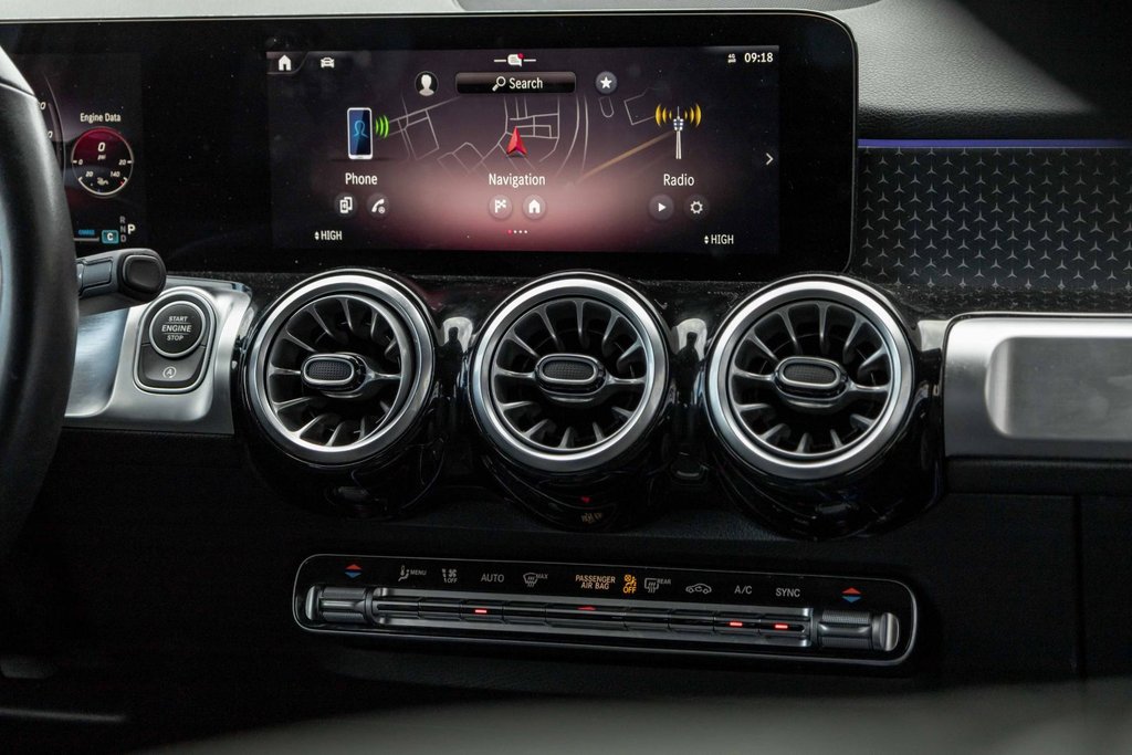 2024 Mercedes-Benz GLB250 4MATIC SUV in Kamloops, British Columbia - 15 - w1024h768px