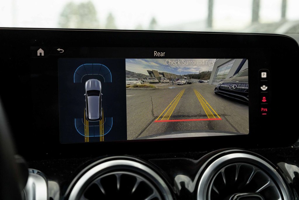 2024 Mercedes-Benz GLB250 4MATIC SUV in Kamloops, British Columbia - 16 - w1024h768px