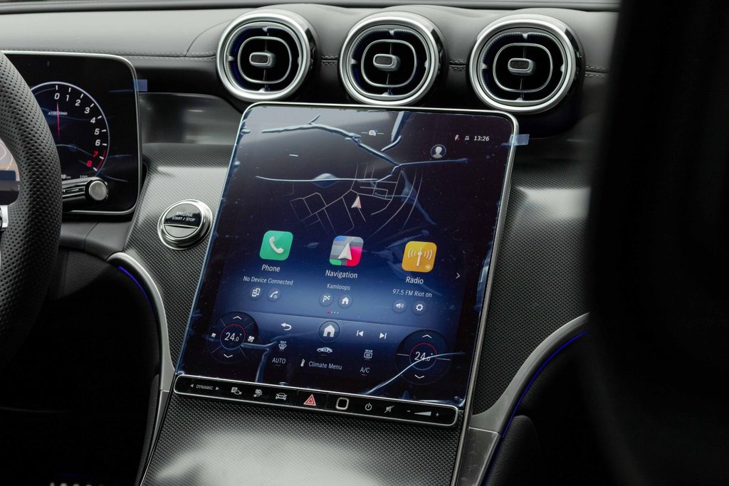 2026 Mercedes-Benz GLC Plug-in Hybrid 350e 4MATIC in Kamloops, British Columbia - 15 - w1024h768px