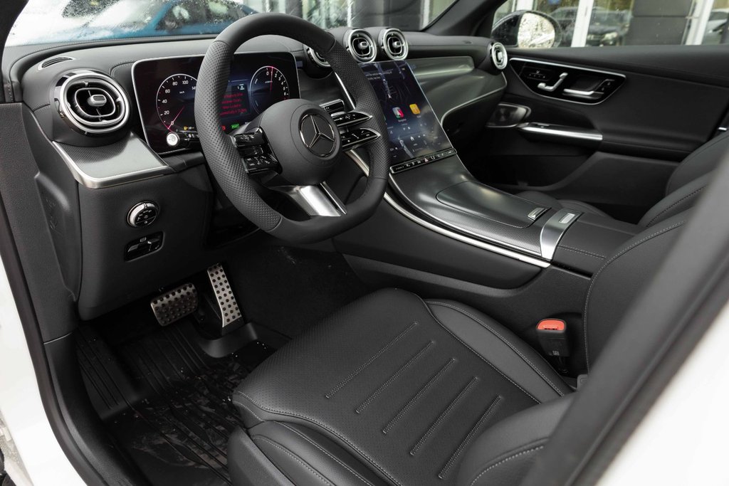 2026 Mercedes-Benz GLC Plug-in Hybrid 350e 4MATIC in Kamloops, British Columbia - 9 - w1024h768px