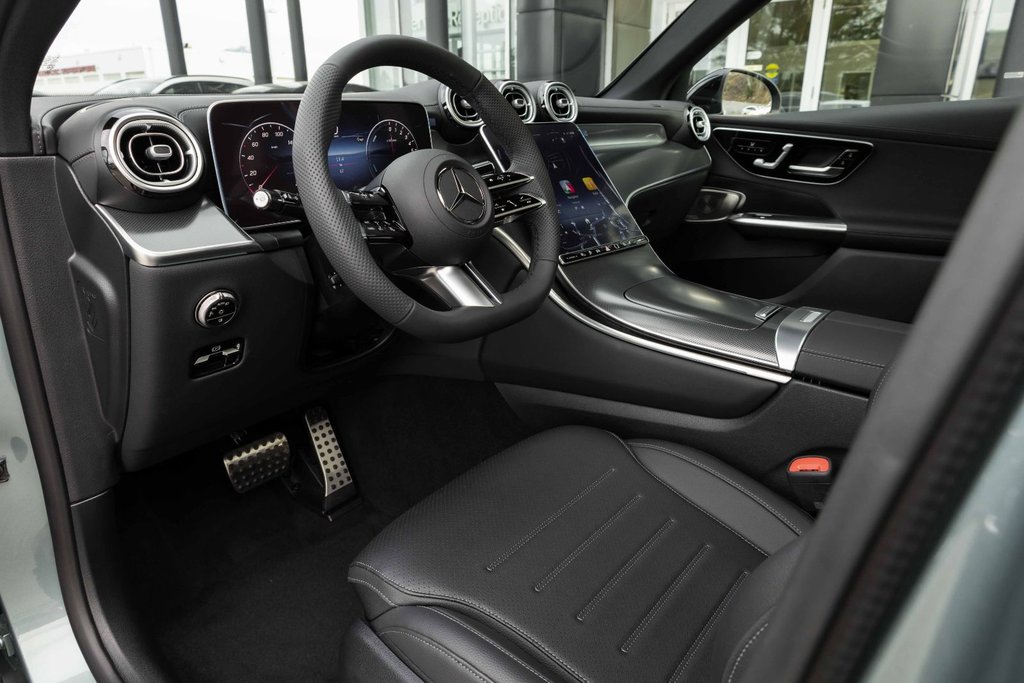 2026 Mercedes-Benz GLC Plug-in Hybrid 350e 4MATIC in Kamloops, British Columbia - 8 - w1024h768px