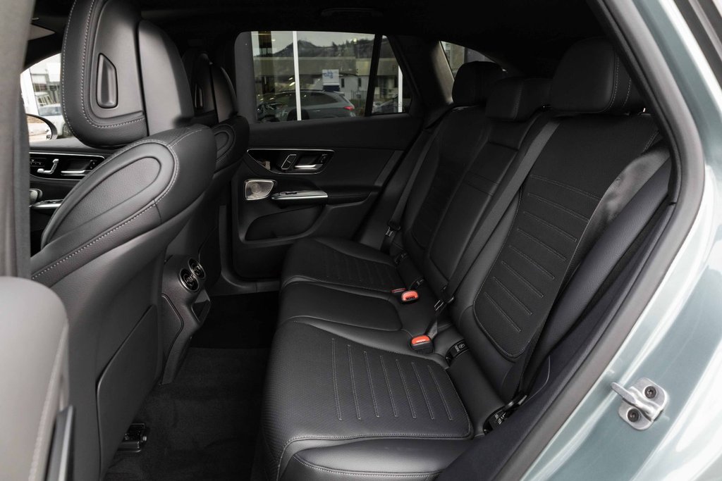 2026 Mercedes-Benz GLC Plug-in Hybrid 350e 4MATIC in Kamloops, British Columbia - 17 - w1024h768px