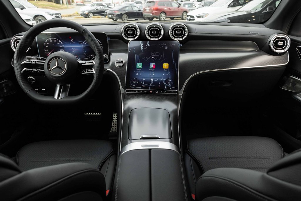 2026 Mercedes-Benz GLC Plug-in Hybrid 350e 4MATIC in Kamloops, British Columbia - 16 - w1024h768px