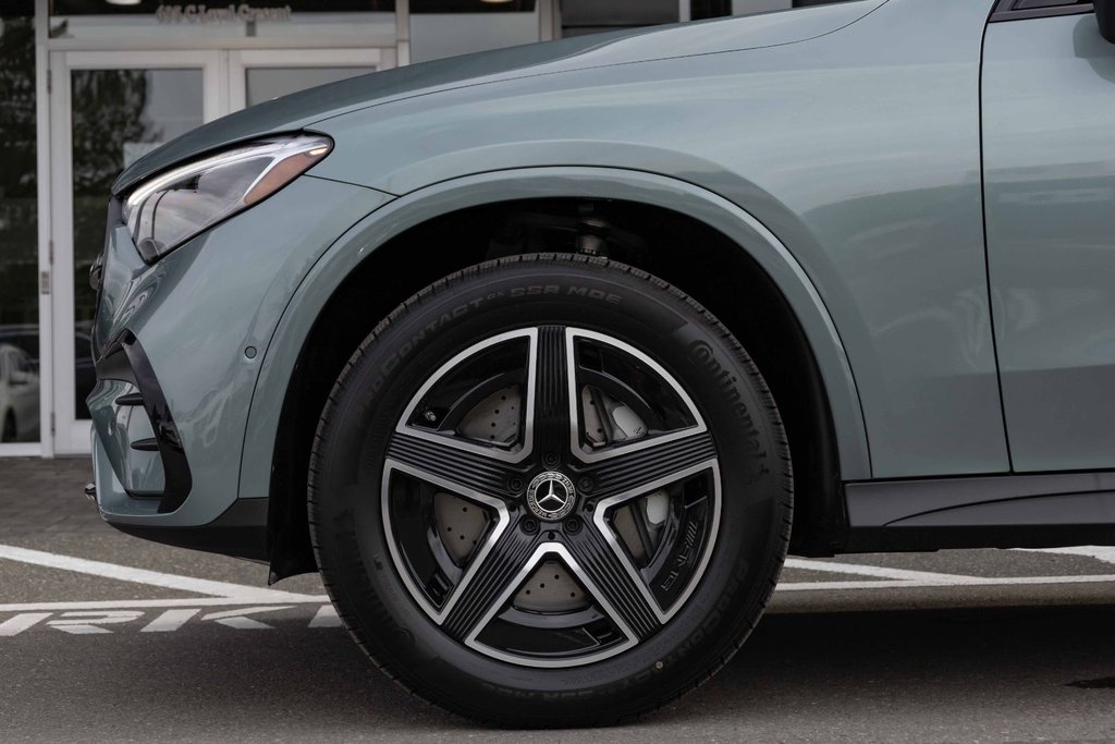 2026 Mercedes-Benz GLC Plug-in Hybrid 350e 4MATIC in Kamloops, British Columbia - 7 - w1024h768px