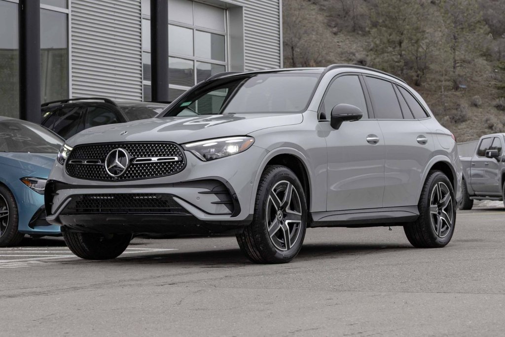 2026 Mercedes-Benz GLC Plug-in Hybrid 350e 4MATIC in Kamloops, British Columbia - 1 - w1024h768px