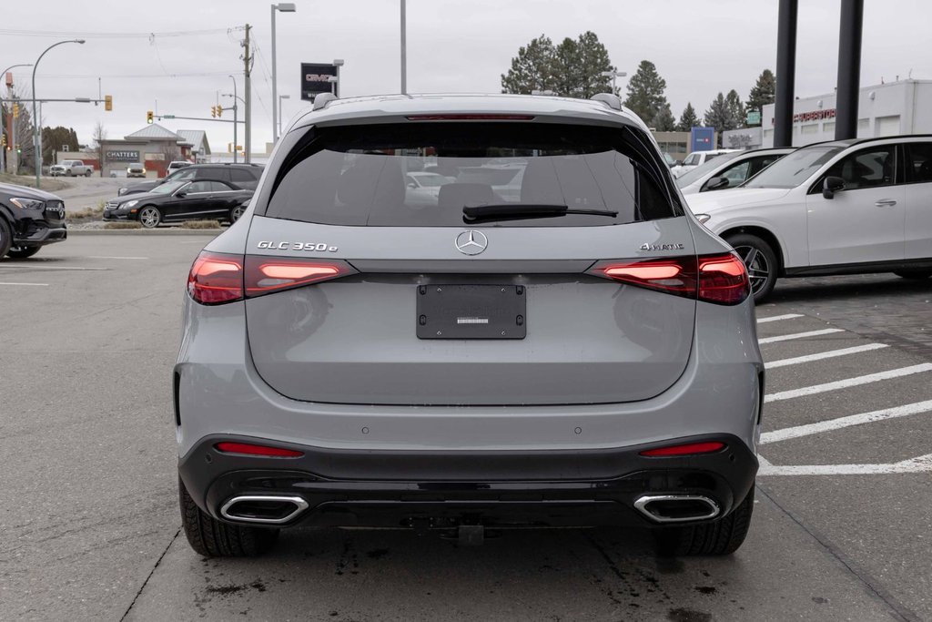 2026 Mercedes-Benz GLC Plug-in Hybrid 350e 4MATIC in Kamloops, British Columbia - 4 - w1024h768px