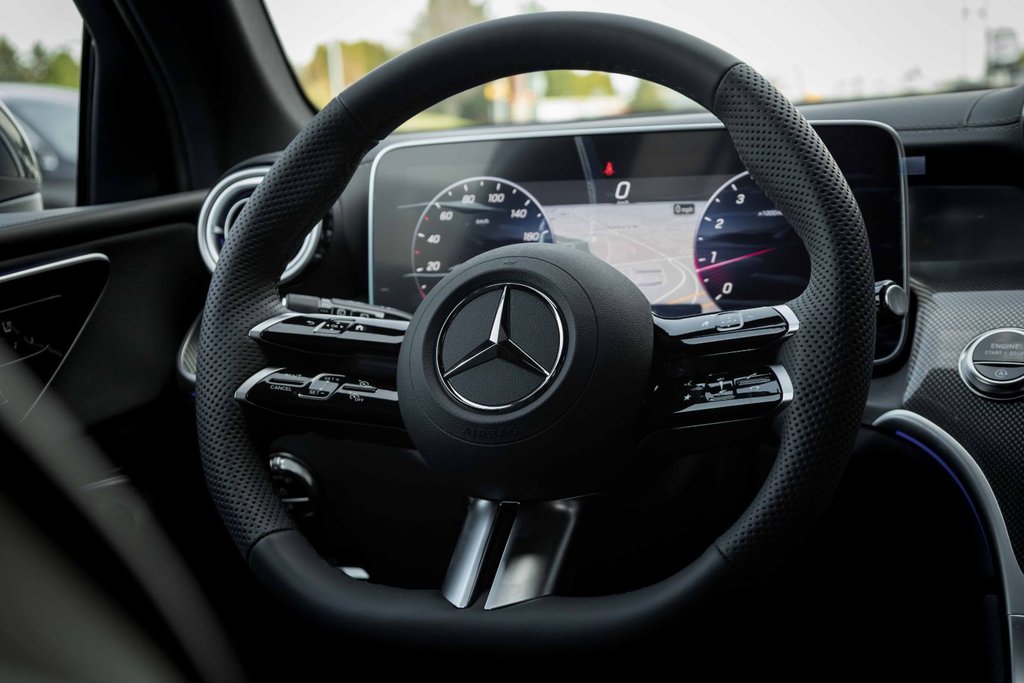 2026 Mercedes-Benz GLC 300 4MATIC in Kamloops, British Columbia - 13 - w1024h768px