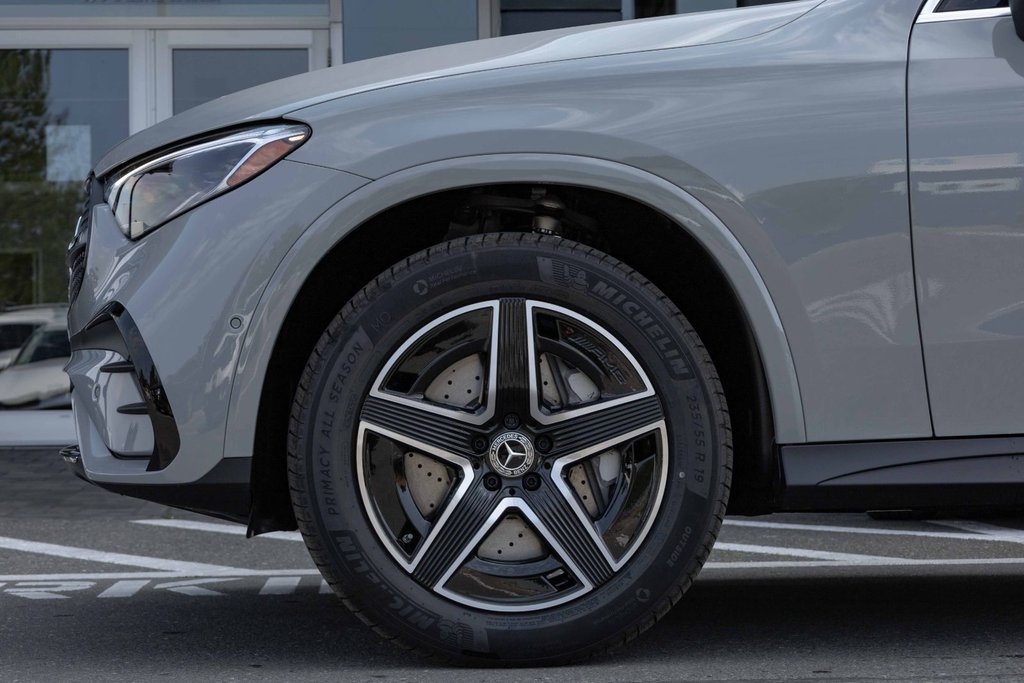 2026 Mercedes-Benz GLC 300 4MATIC in Kamloops, British Columbia - 7 - w1024h768px