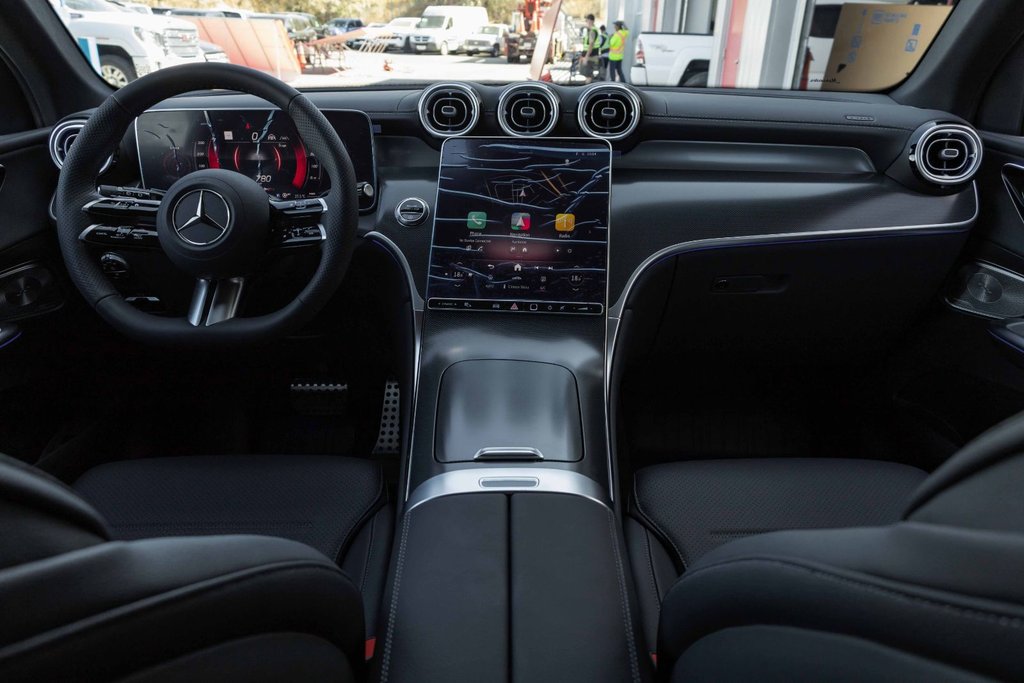 2026 Mercedes-Benz GLC 300 4MATIC in Kamloops, British Columbia - 16 - w1024h768px